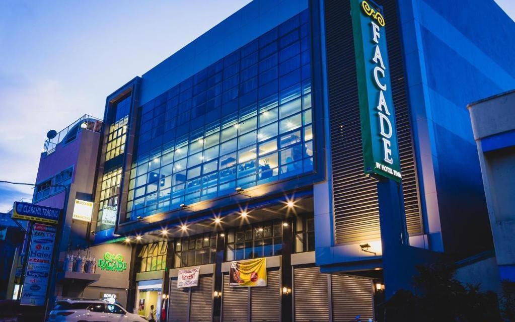 Facade Hotel Tabaco Exterior photo