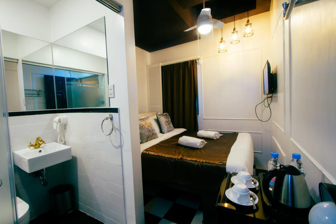Facade Hotel Tabaco Exterior photo