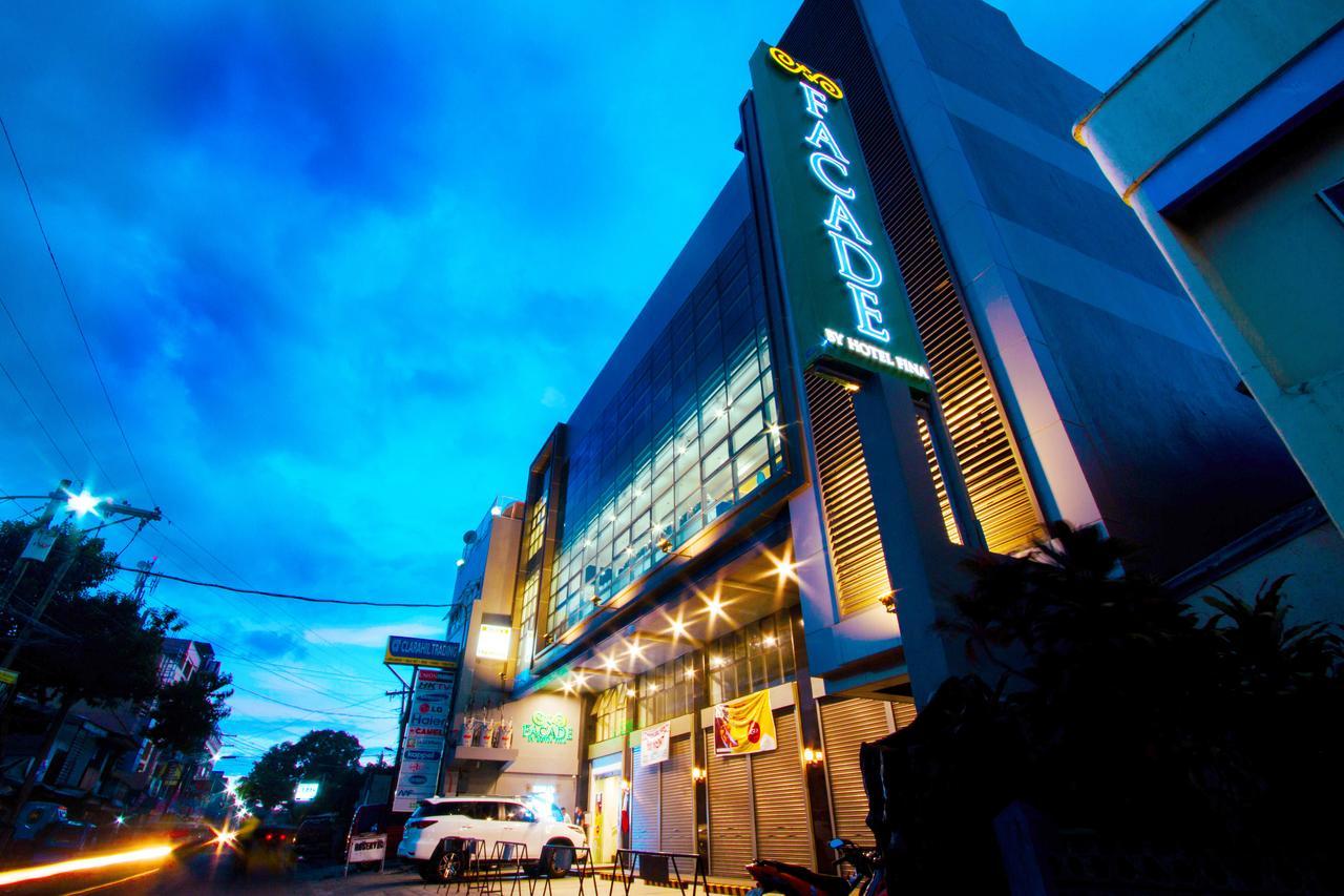 Facade Hotel Tabaco Exterior photo